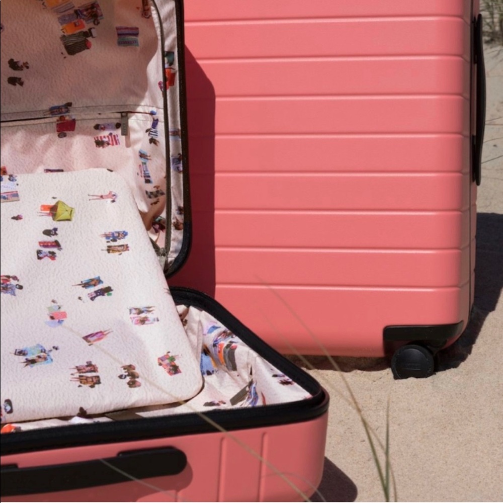 ISO!! Away Luggage Gray Malin in Coral